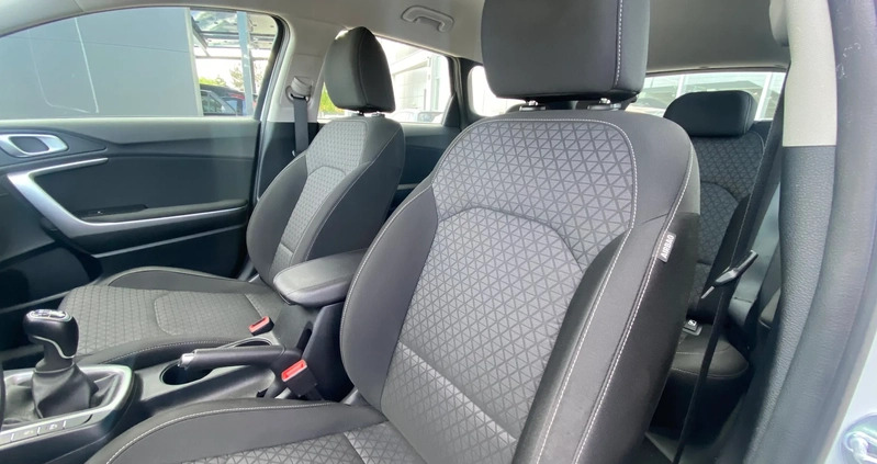 Kia Ceed cena 75800 przebieg: 65712, rok produkcji 2021 z Chmielnik małe 254